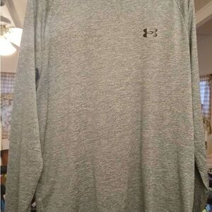 Under Armour Gray Long Sleeve Tee Performance Shirt